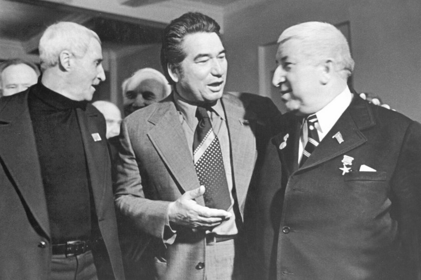 Как Совет старейшин Кыргызстана развивает связи с Россией