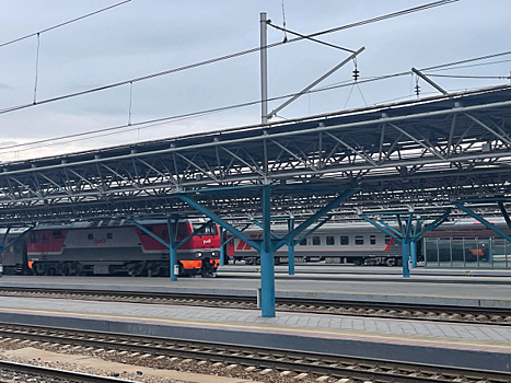Скоростной поезд между Петербургом в Самарой начал курсировать ночью 5 августа
