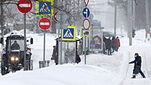 Синоптики пообещали гололедицу и снег в Москве в четверг