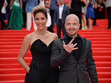 40-летняя Ольга Сутулова родила Евгению Стычкину сына