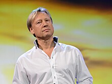 Дмитрий Харатьян рассказал, что его дочь уехала жить в Швецию