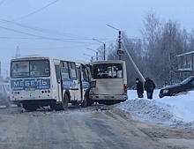 В Костроме пять человек пострадали при столкновении двух автобусов