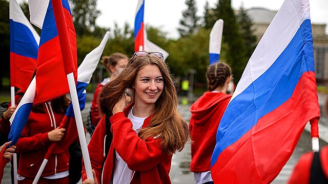 Сильный рубль и сплочённость народа: какое будущее ждет Россию