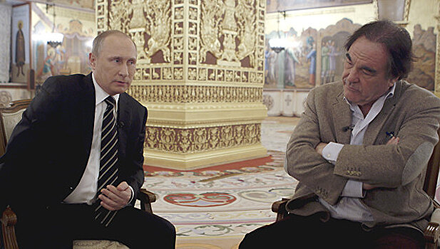 В России начнут показывать фильм Стоуна о Путине