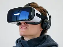 В *WhatsApp, *Instagram и VR-подразделении *Meta прошли сокращения