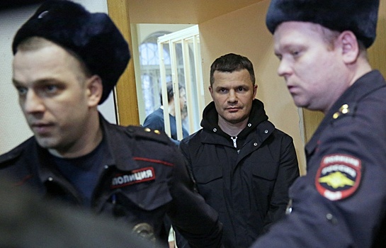 Защита обжаловала домашний арест Дмитрия Каменщика