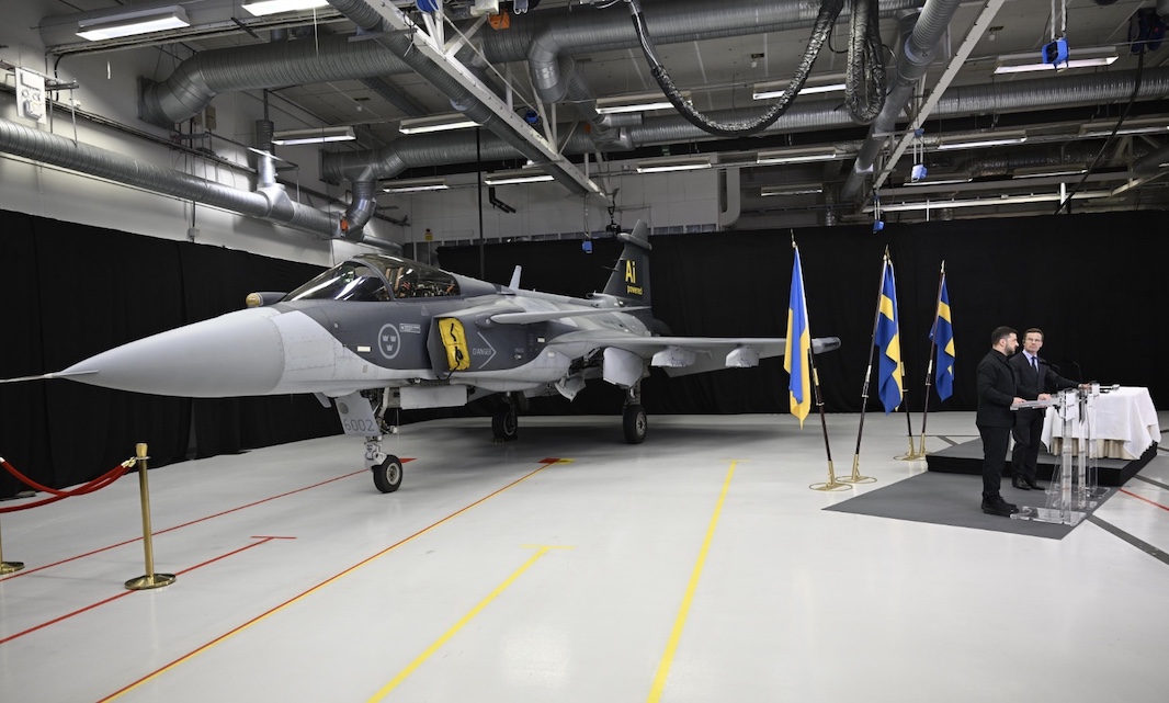     150  Gripen   