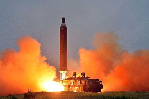 США намерены сбить ракету КНДР над Россией