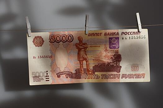 Ежемесячно по 5 555 рублей. Некоторым россиянам готова регулярная выплата