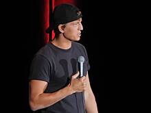 Известный комик объяснил успех Щербакова вирусным в WhatsApp роликом