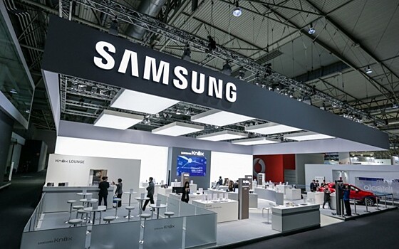 Samsung потеряет половину прибыли из-за проблем Huawei