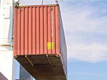 Количество контейнерных грузов, адресованных Камчатке, во Владивостокском порту пока заметно не снизилось