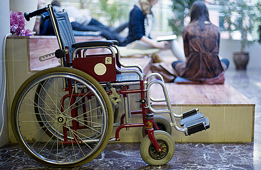 Инвалидам сократили компенсации за самостоятельно приобретенные средства мобильности