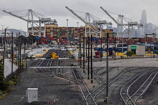 Торговля США и&nbsp;Китая обрушилась