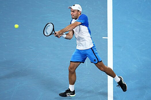 Аслан Карацев вышел в третий круг Australian Open