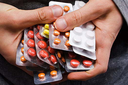 Три лекарственных препарата приравняли к наркотикам