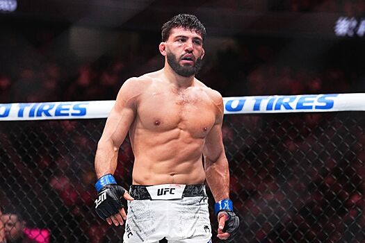 Дана Уайт ответил, почему Арман Царукян не получил бой за временный титул UFC