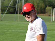 Гаджи Гаджиев: "Рязанцев сделает более осмысленной игру средней линии "Амкара"