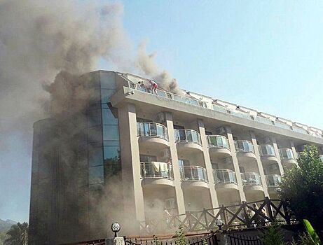 Россияне пострадали при пожаре в турецком отеле