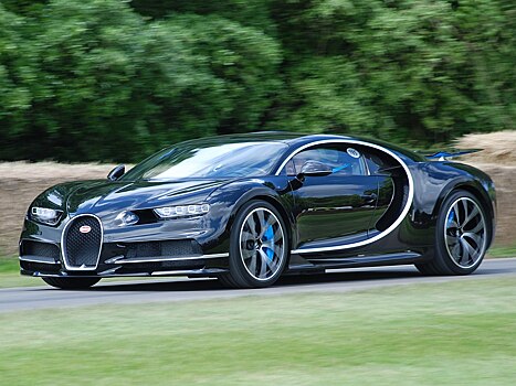 Роскошный Bugatti Chiron уйдет с молотка
