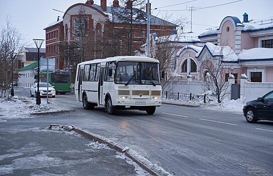 В праздники автобусы в Тюмени будут работать по выходному графику