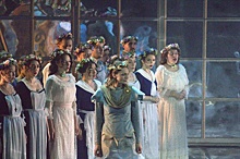 "Орфей и Эвридика" в Красопере объединила античных героев и Марию-Антуанетту