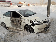 Hyundai влетел в грузовик на трассе под Новосибирском: один человек пострадал