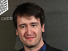 Раджабов проиграл Лижэнь во второй партии в финале Кубка мира по шахматам