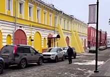 Юрий Лебедев осудил нижегородских водителей за парковку машин на Кожевенной улице