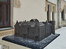 Хаситэ из металла и стекла и новый туалет