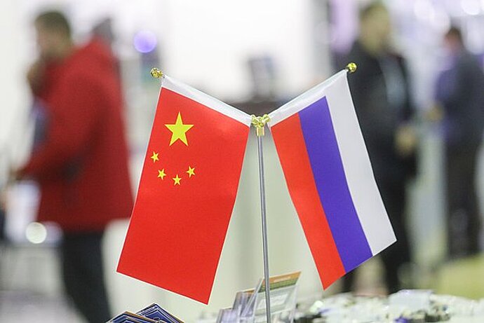 Ввоз китайских товаров в Россию заметно снизился