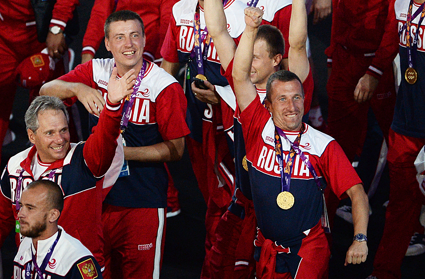 На соревнованиях в столице Азербайждана отечественные спортсмены завоевали 164 награды, из которых 79 золотых, 40 серебряных и 45 бронзовых.