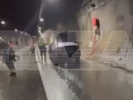 Автомобиль сгорел в Лефортовском тоннеле в Москве