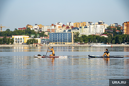 Пермяки спасаются от жары у воды. Фоторепортаж с городских пляжей