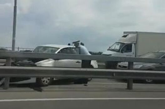 Из-за ДТП на Северной окружной образовалась пробка