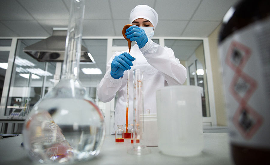 Путин провел совещание по химической промышленности