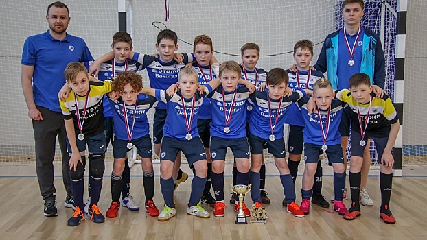 Футболисты команды «Ровесник» из Вологды заняли третье место на открытом первенстве города