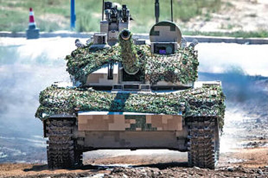 Видео: новейшая китайская САУ попала в ДТП