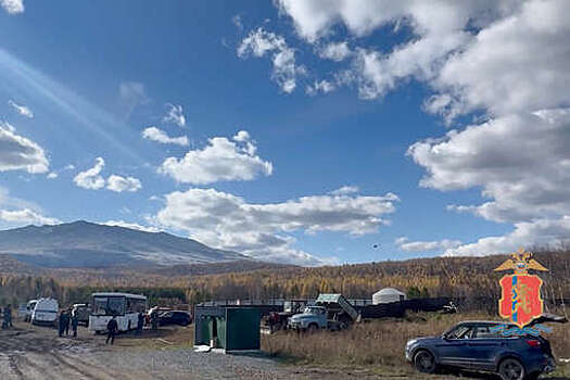 СК: поисковики не нашли в охотничьих домиках следов пребывания пропавшей семьи
