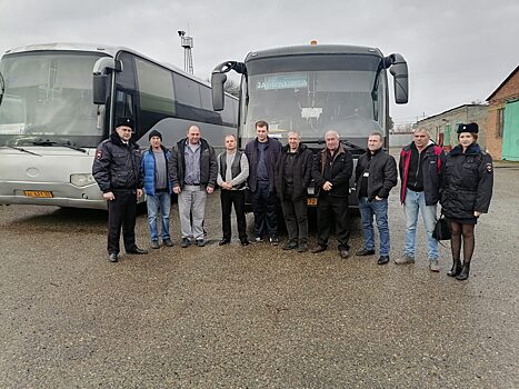 Сотрудники полиции напомнили водителям автобусов о соблюдении ПДД