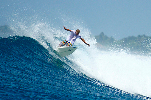 Заглавное изображение Школа серфинга Surf Holidays