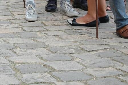 «Неужели одумались?»: жители Владивостока выстроились в очередь на прививку