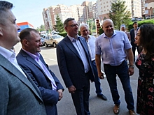 Поможет обезопасить жителей: 182 омских дома подключат к «умным» домофонам