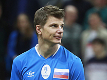 Мать Аршавина захотела спрятать сына от женщин