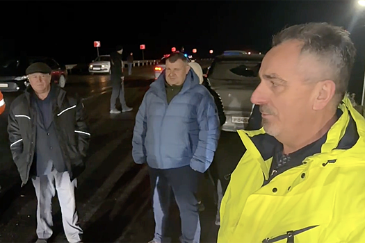 Движение по новому мосту открыто после обрушения в Брянской области