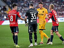 Игрок ЦСКА Шуманский затруднился сравнить легендарность Акинфеева и Глеба