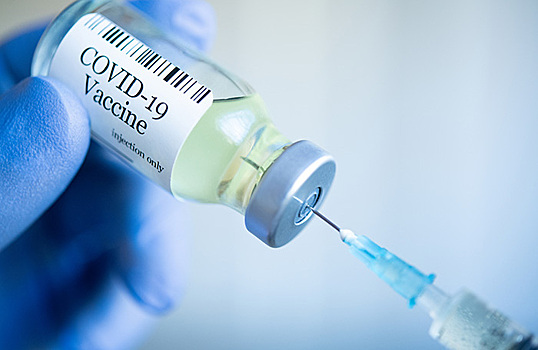 Иностранные компании подали заявки на регистрацию своих вакцин от ковида в России