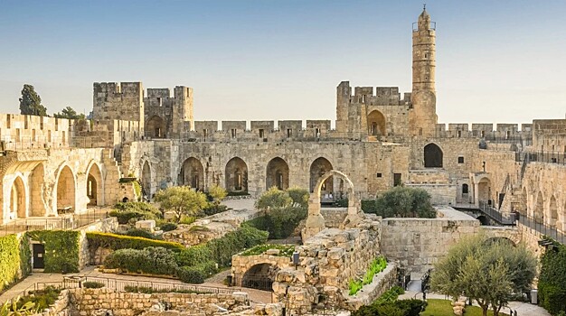 С маршем мира по Иерусалиму прошли лидеры христиан, иудеев и мусульман