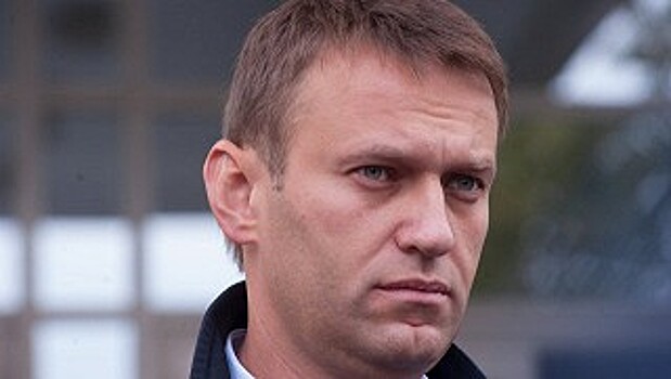 Приставы принудительно повезли Навального в Киров