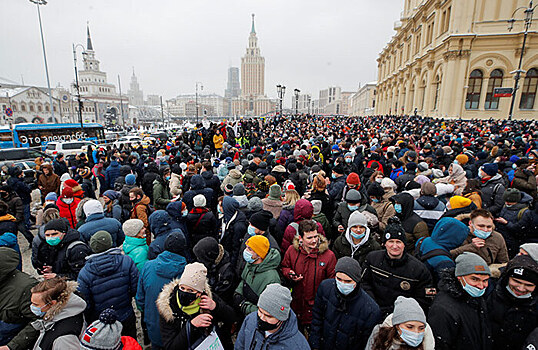 В McKinsey передумали запрещать сотрудникам российского подразделения походы на митинги